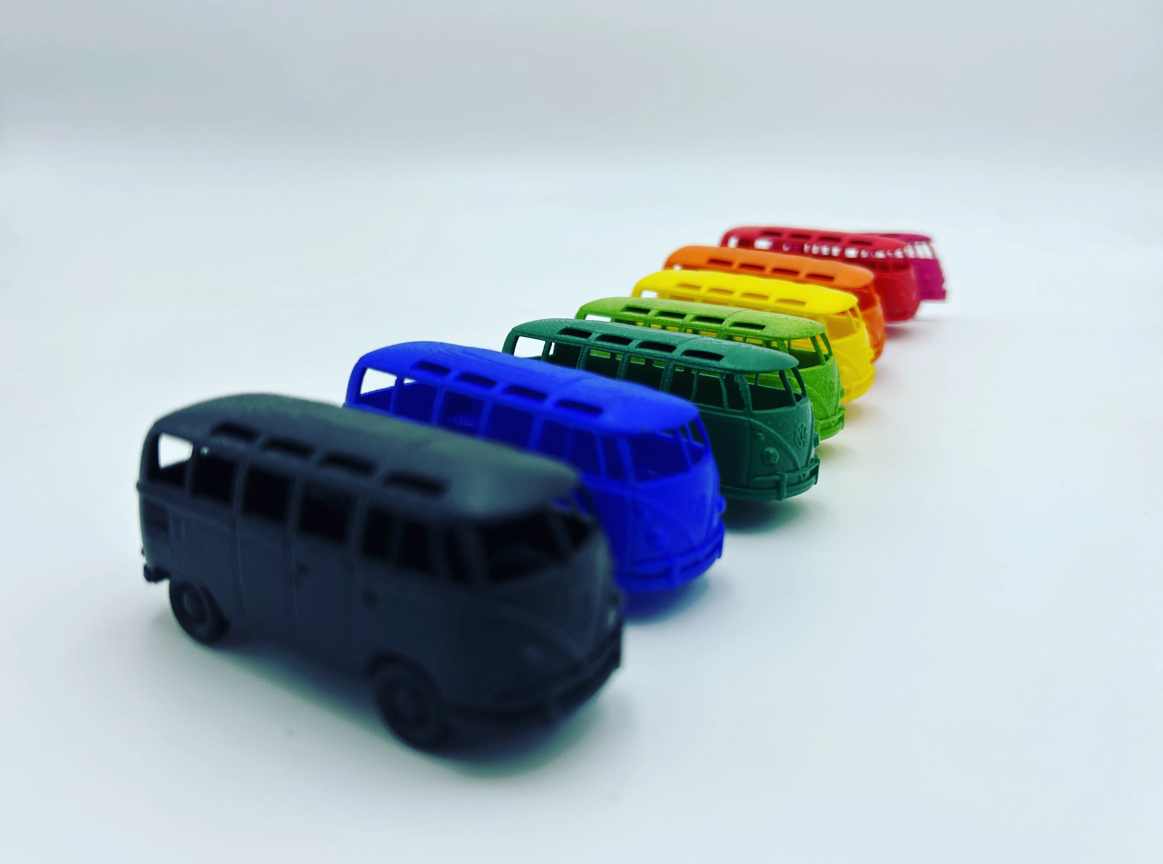 <p class="text-xl" style="text-align: center;"><span class="font-bold"><span class="text-white">Perfekt für Designobjekte, Funktionsbauteile oder Kleinserien</span></span></p>